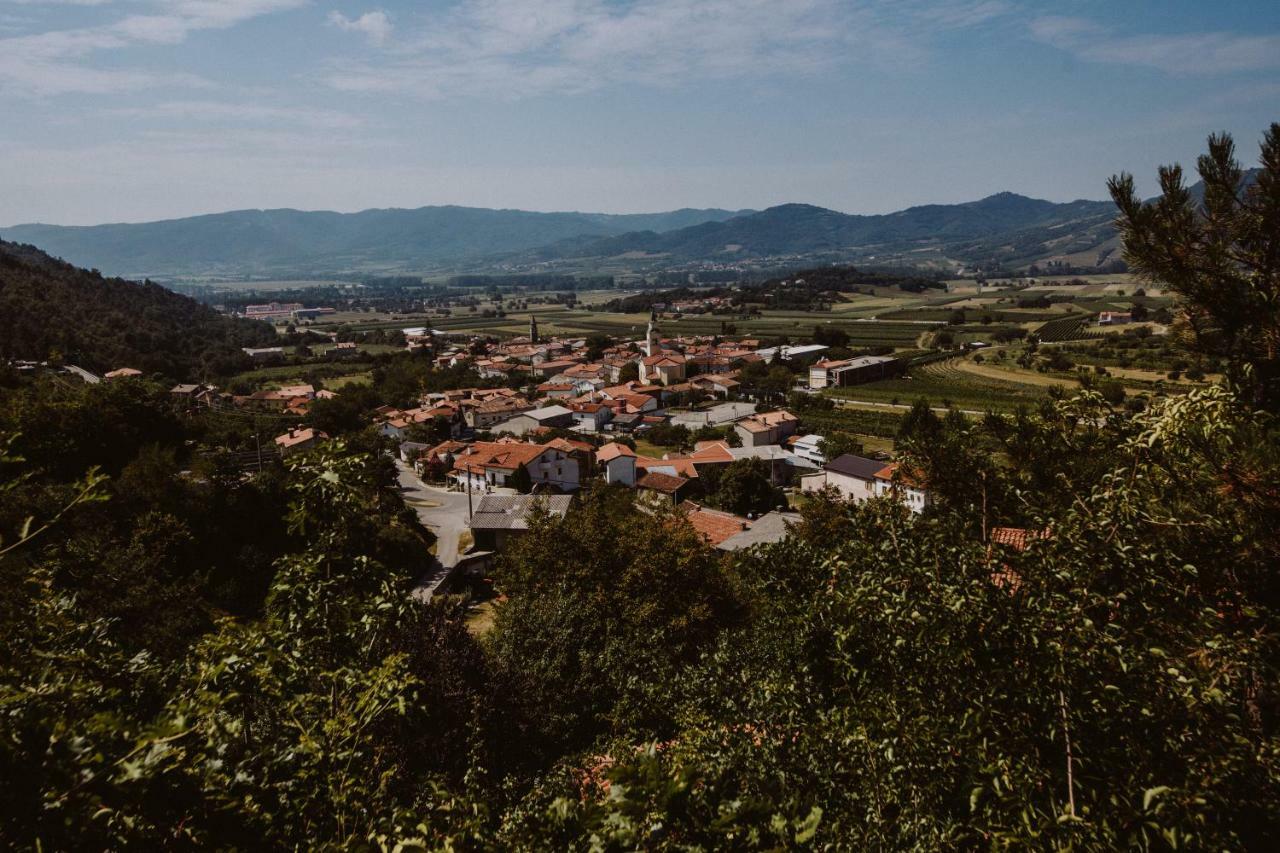 Ferienwohnung Kmetija Tomazic Vinska Klet - Winery Vipava Exterior foto